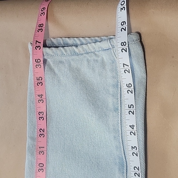 AG Adriano Goldschmeid Size 30x33 Light Wash Straight Leg Jeans, Exc. Used Cond. - Picture 8 of 14